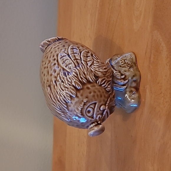 BESWICK Vintage Miniature Beneagles 'The Haggis' Scotch Whiskey Bottle - Picture 2 of 15